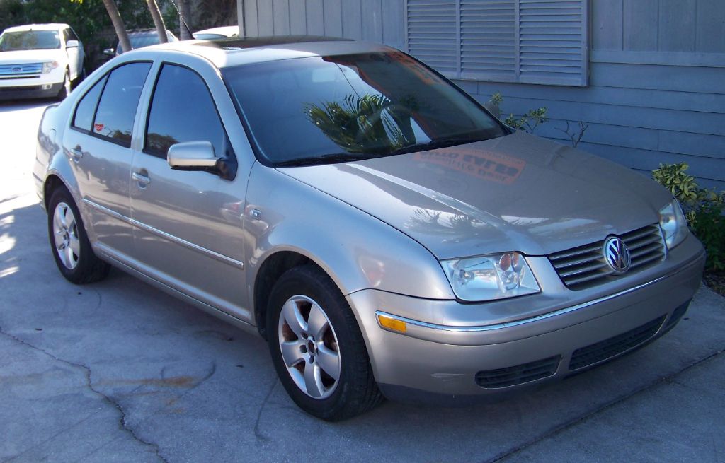 Photo 2 of this VOLKSWAGEN JETTA