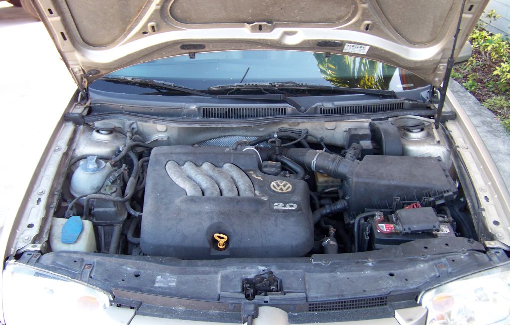 Photo 18 of this VOLKSWAGEN JETTA