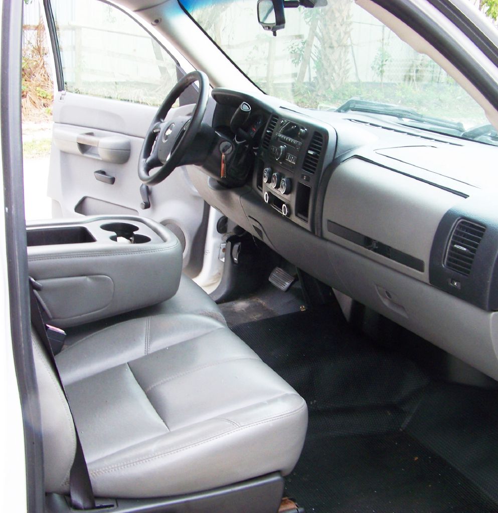 Photo 9 of this CHEVROLET SILVERADO 1500