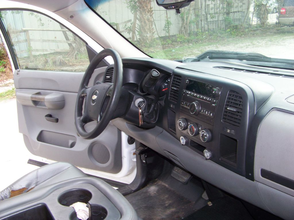 Photo 8 of this CHEVROLET SILVERADO 1500