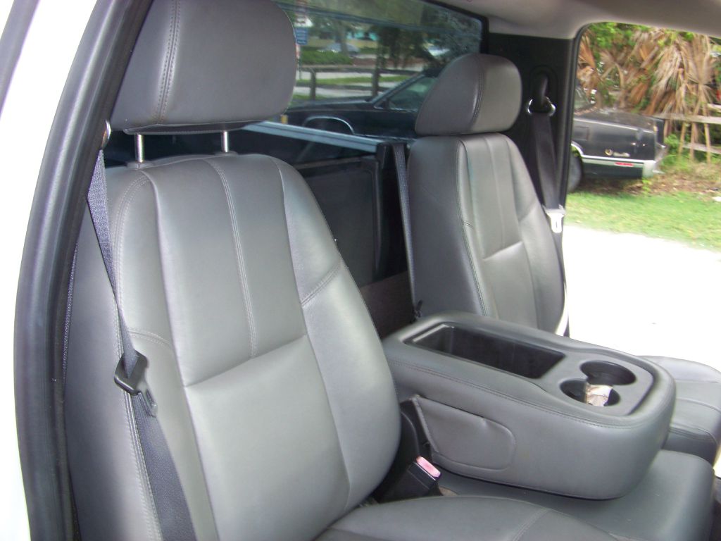 Photo 13 of this CHEVROLET SILVERADO 1500