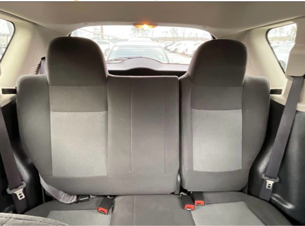 Photo 8 of this JEEP COMPASS