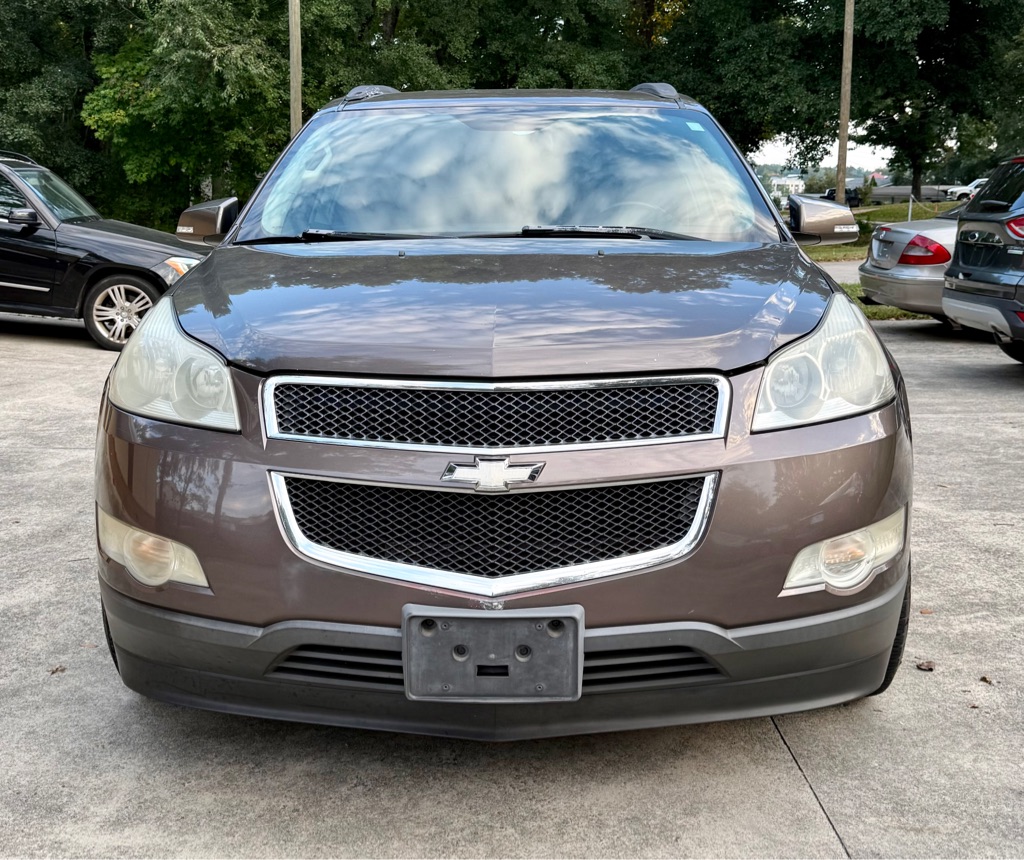 Photo 6 of this CHEVROLET TRAVERSE