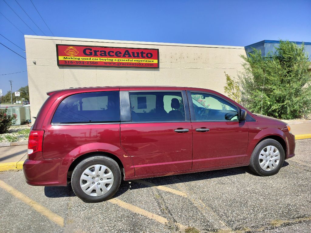 Photo 30 of this DODGE GRAND CARAVAN