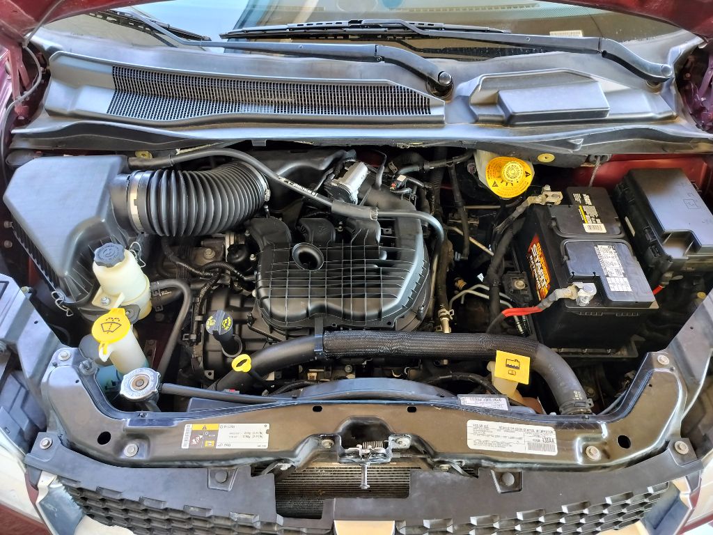 Photo 40 of this DODGE GRAND CARAVAN