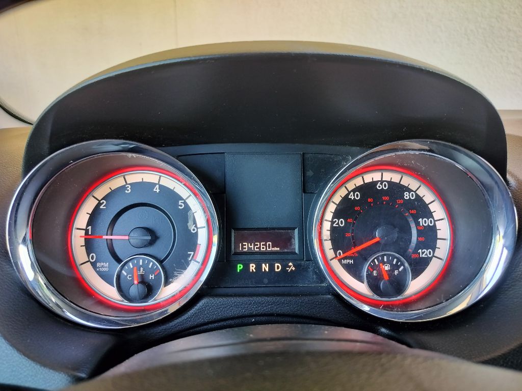 Photo 12 of this DODGE GRAND CARAVAN