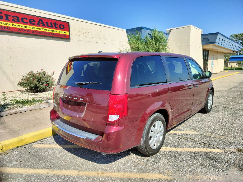 Photo 32 of this DODGE GRAND CARAVAN