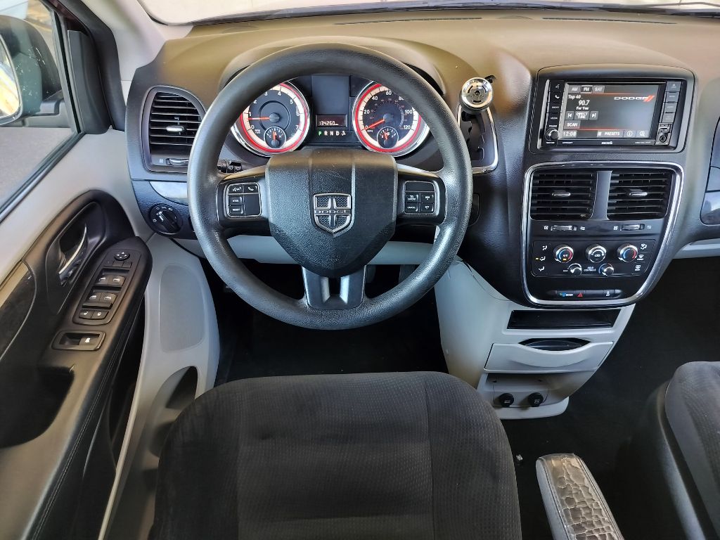 Photo 13 of this DODGE GRAND CARAVAN