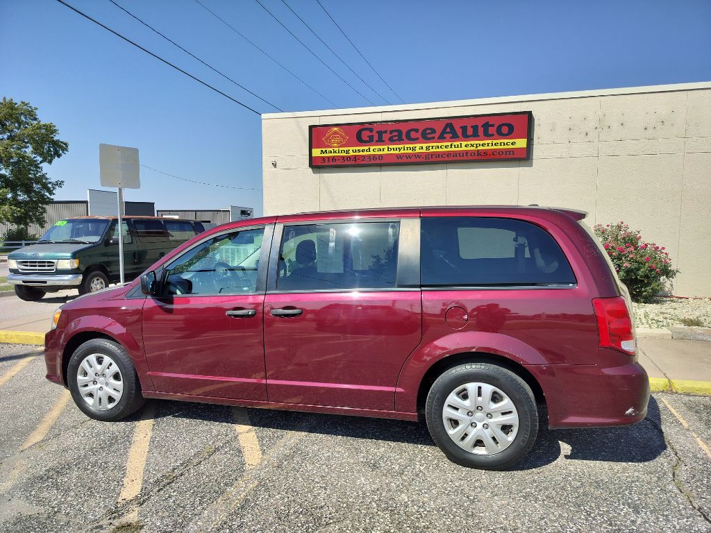 Photo 2 of this DODGE GRAND CARAVAN
