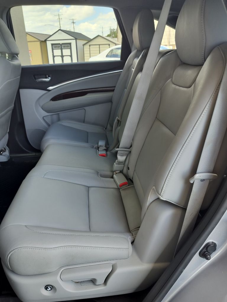 Photo 30 of this ACURA MDX