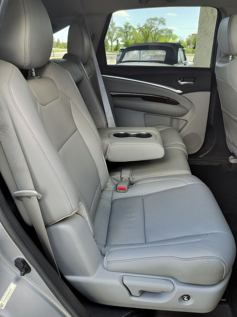 Photo 45 of this ACURA MDX