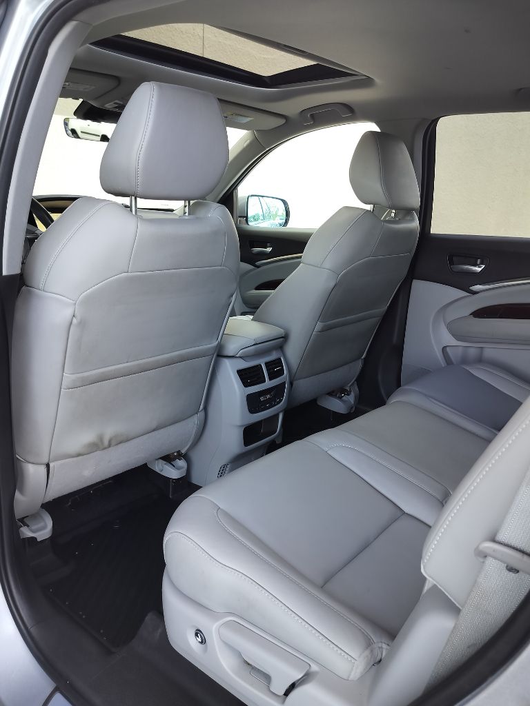 Photo 31 of this ACURA MDX