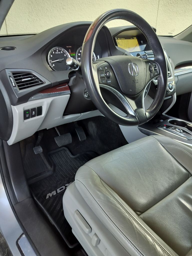 Photo 12 of this ACURA MDX