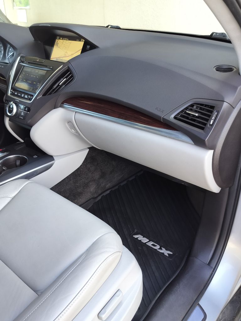 Photo 43 of this ACURA MDX