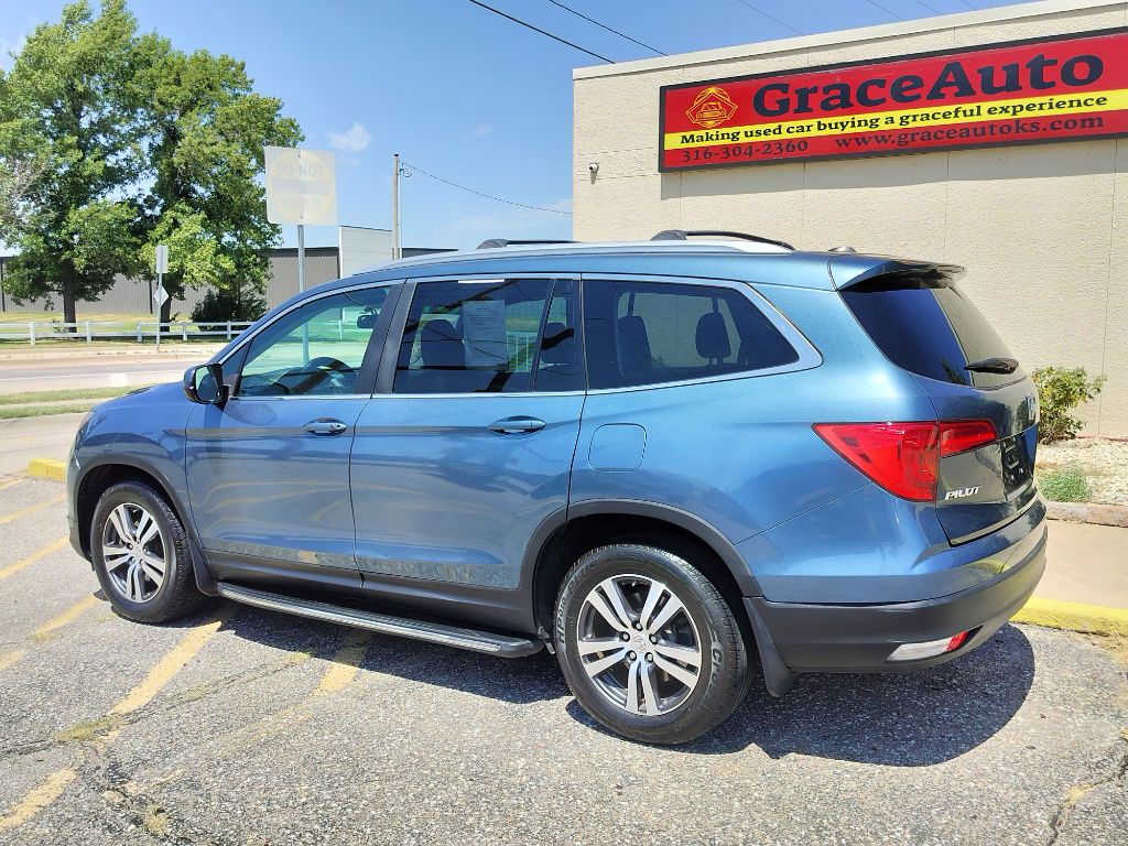 Photo 3 of this HONDA PILOT