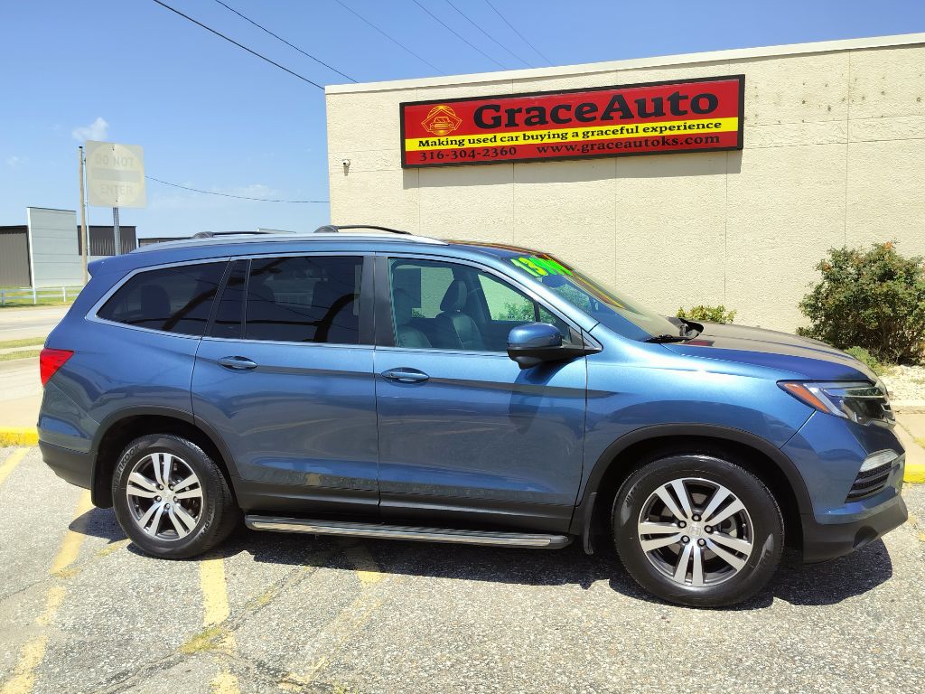 Photo 33 of this HONDA PILOT