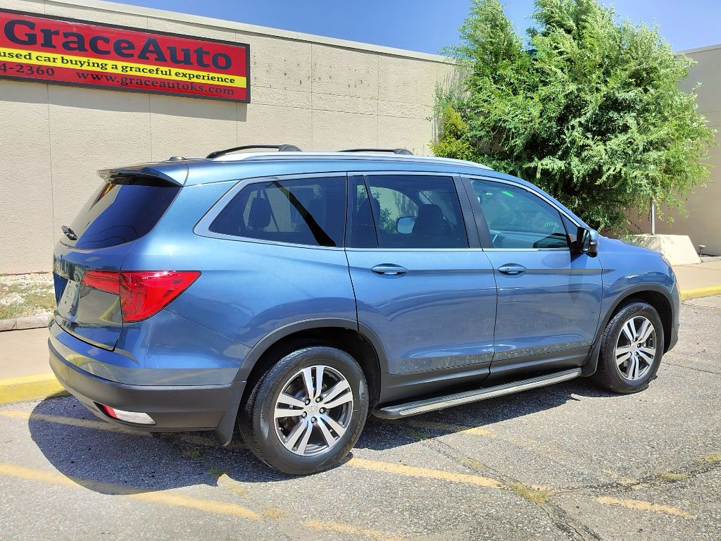Photo 38 of this HONDA PILOT