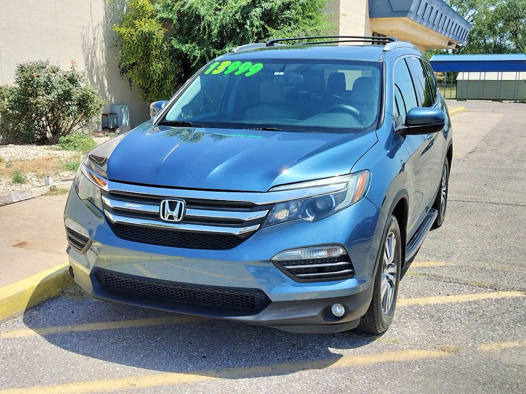 Photo 9 of this HONDA PILOT