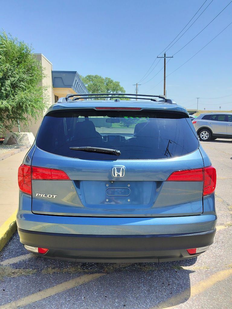 Photo 49 of this HONDA PILOT