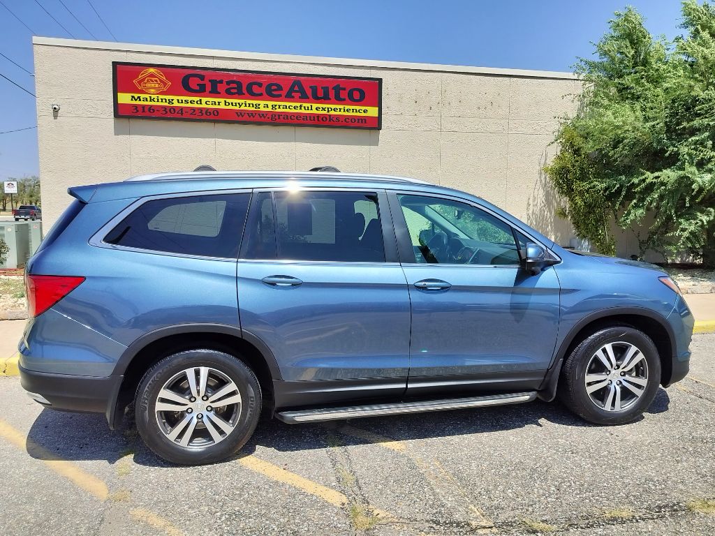 Photo 37 of this HONDA PILOT