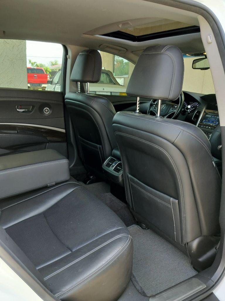 Photo 44 of this ACURA RLX