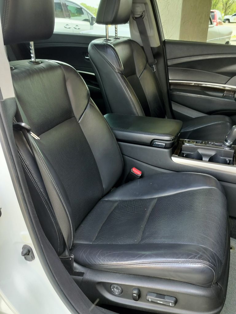 Photo 40 of this ACURA RLX