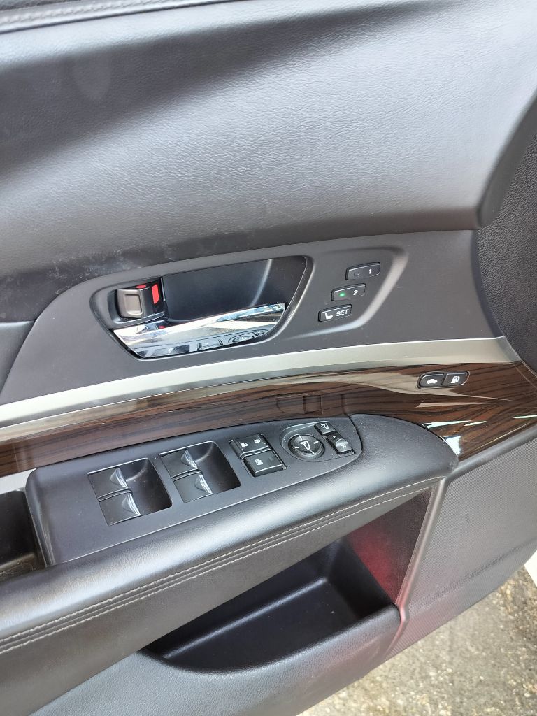 Photo 26 of this ACURA RLX
