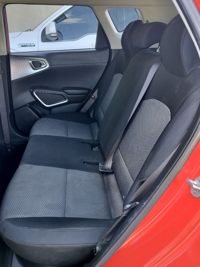 Photo 26 of this KIA SOUL