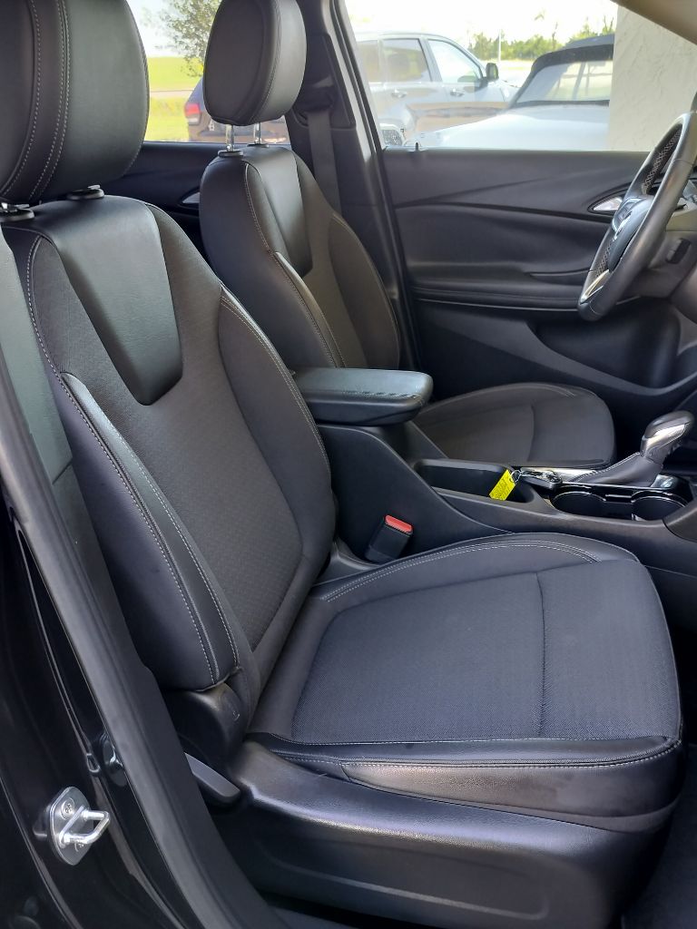 Photo 36 of this BUICK ENCORE GX