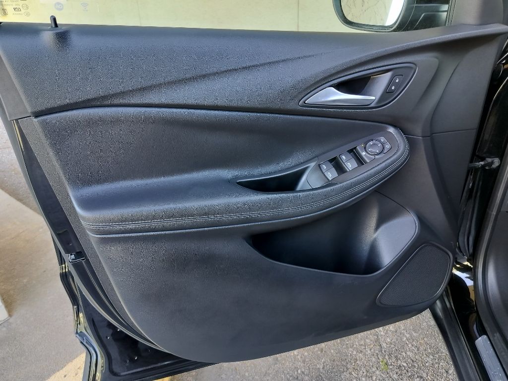 Photo 23 of this BUICK ENCORE GX