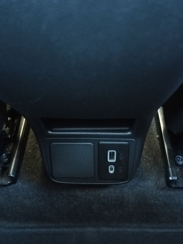 Photo 40 of this BUICK ENCORE GX