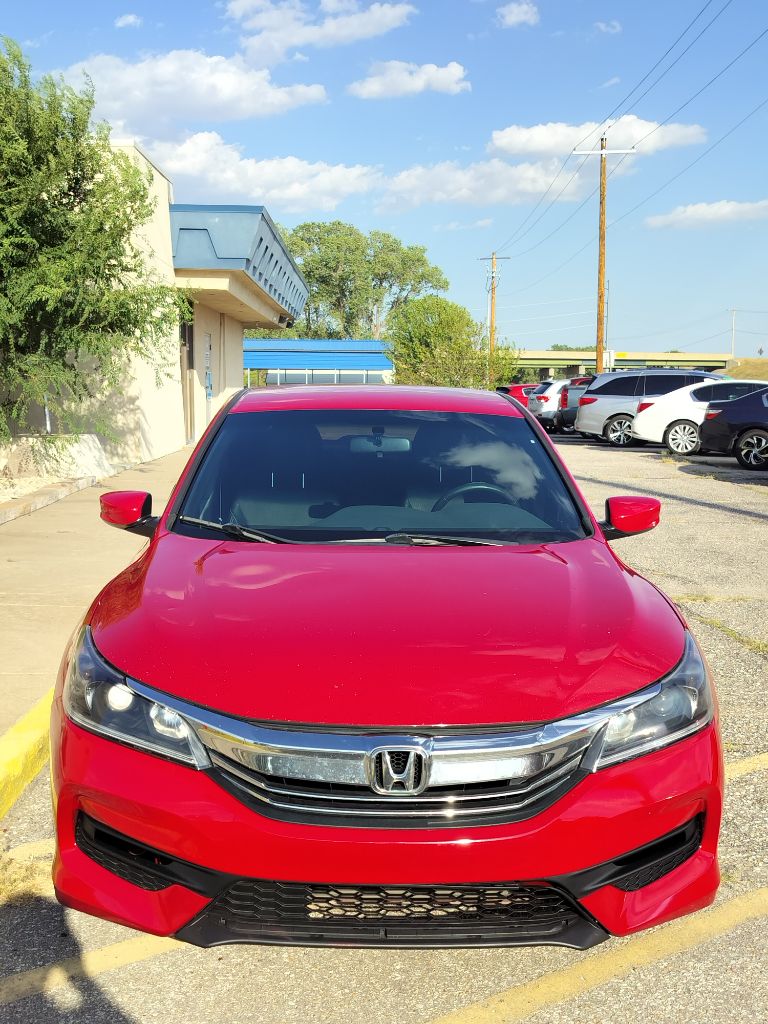 Photo 36 of this HONDA ACCORD