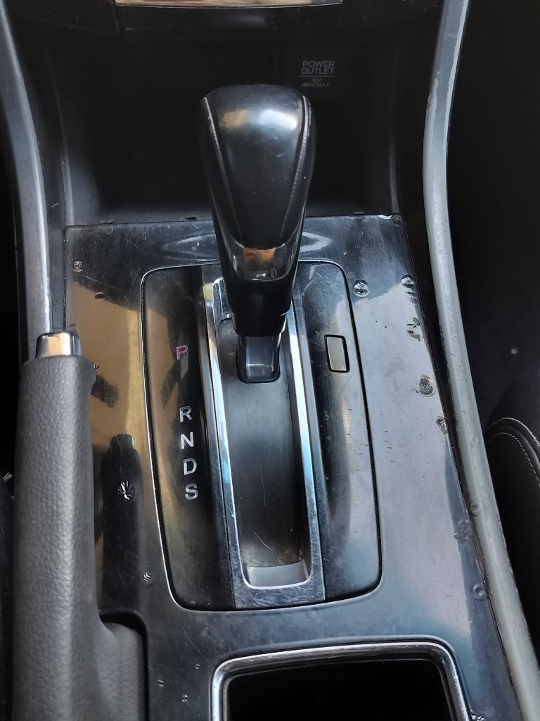 Photo 18 of this HONDA ACCORD