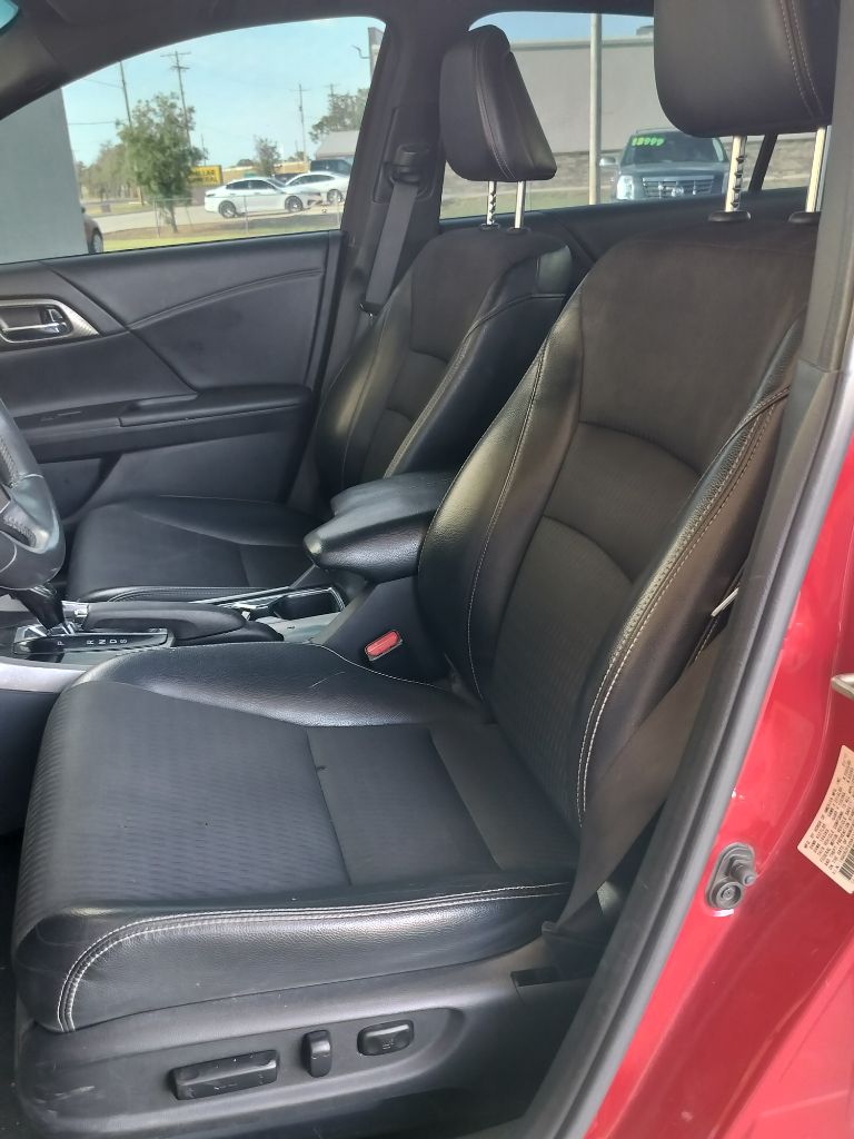 Photo 10 of this HONDA ACCORD