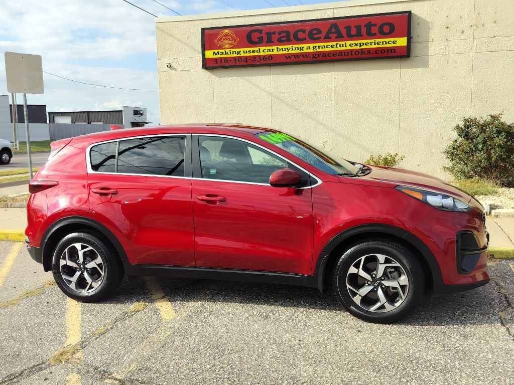 Photo 27 of this KIA SPORTAGE