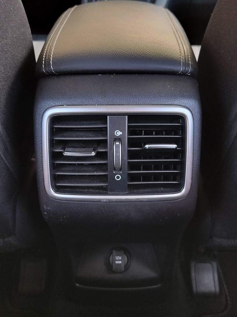 Photo 40 of this KIA SPORTAGE