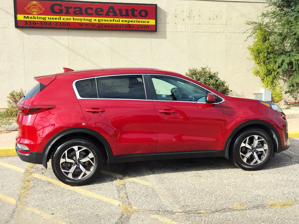 Photo 31 of this KIA SPORTAGE