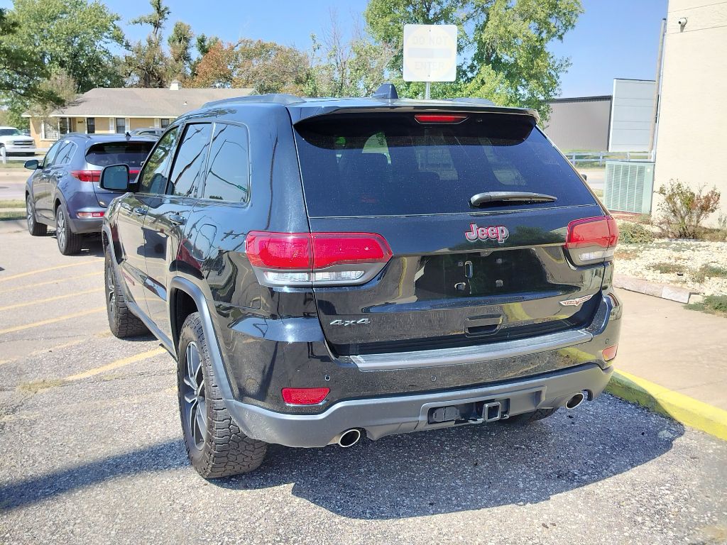 Photo 5 of this JEEP GRAND CHEROKEE