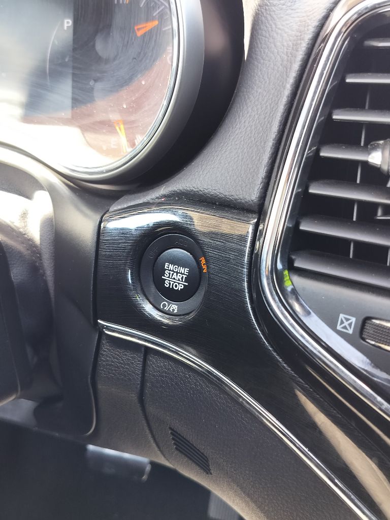 Photo 23 of this JEEP GRAND CHEROKEE