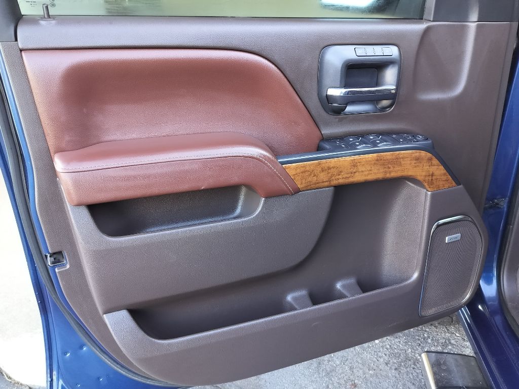 Photo 23 of this CHEVROLET SILVERADO 1500