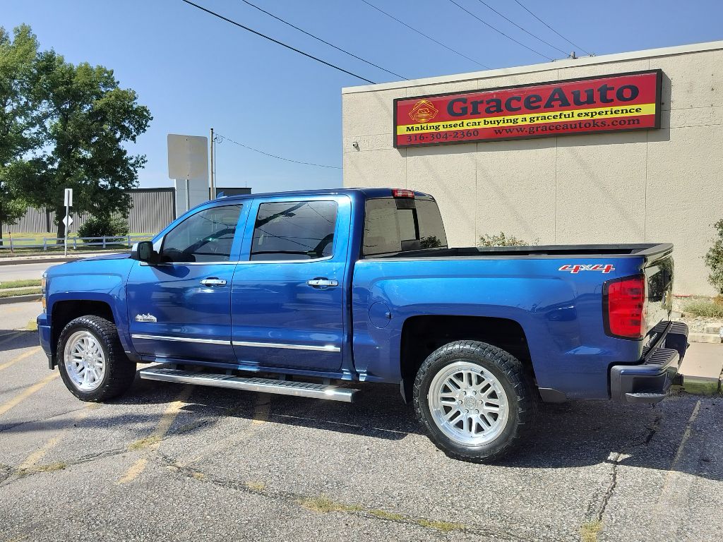 Photo 3 of this CHEVROLET SILVERADO 1500