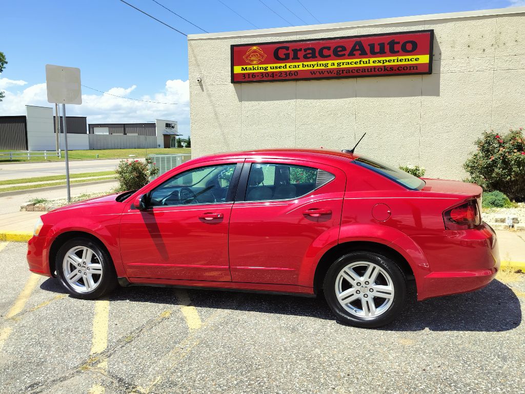 Photo 2 of this DODGE AVENGER