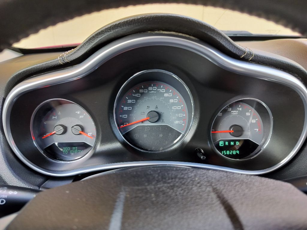 Photo 14 of this DODGE AVENGER