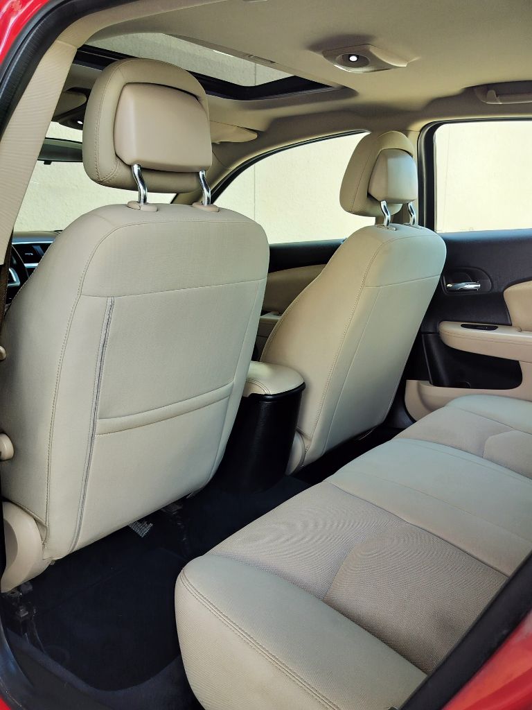 Photo 24 of this DODGE AVENGER