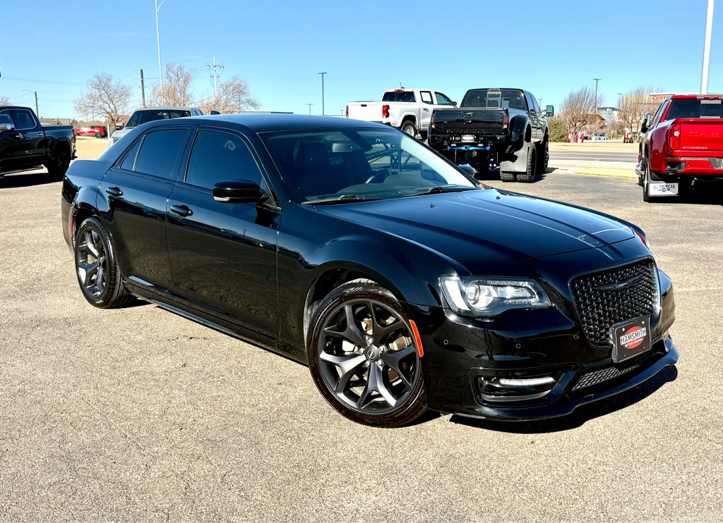 2021 Chrysler 300 Touring L RWD