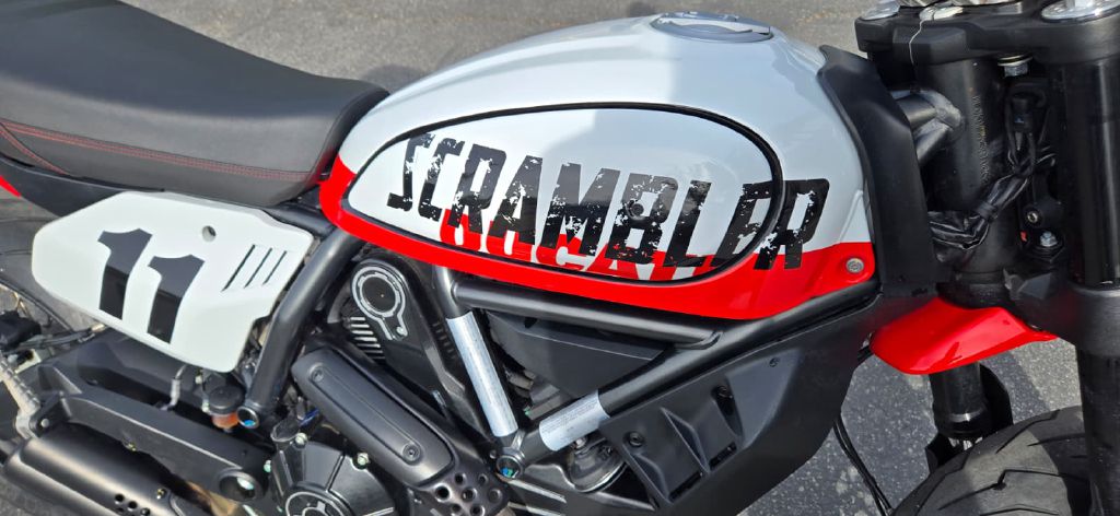 Photo 8 of this DUCATI URBAN MOTARD