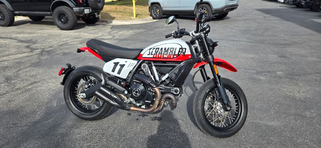 2022 DUCATI URBAN MOTARD