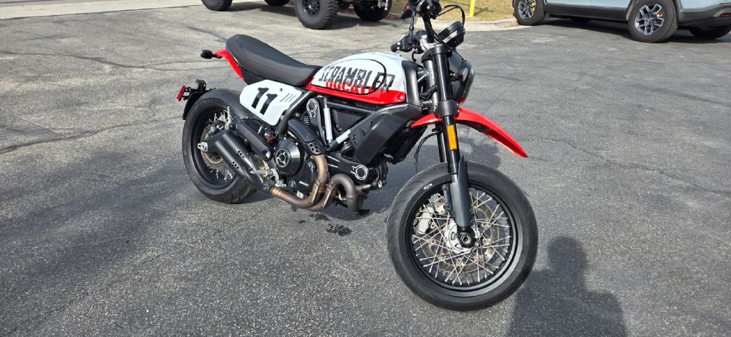 Photo 2 of this DUCATI URBAN MOTARD