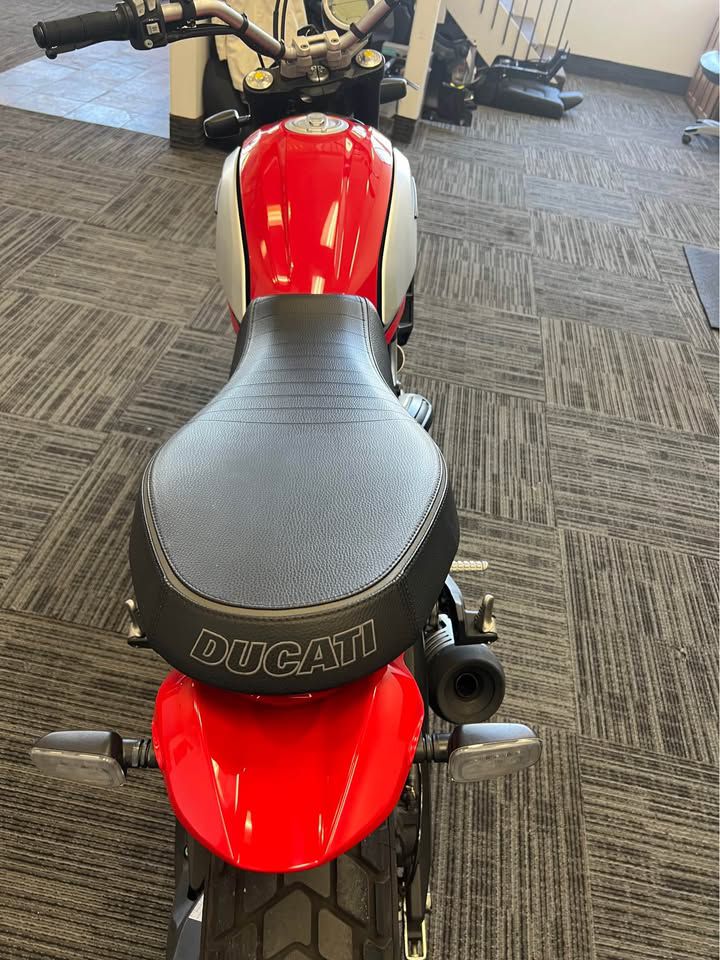 Photo 7 of this DUCATI ICON