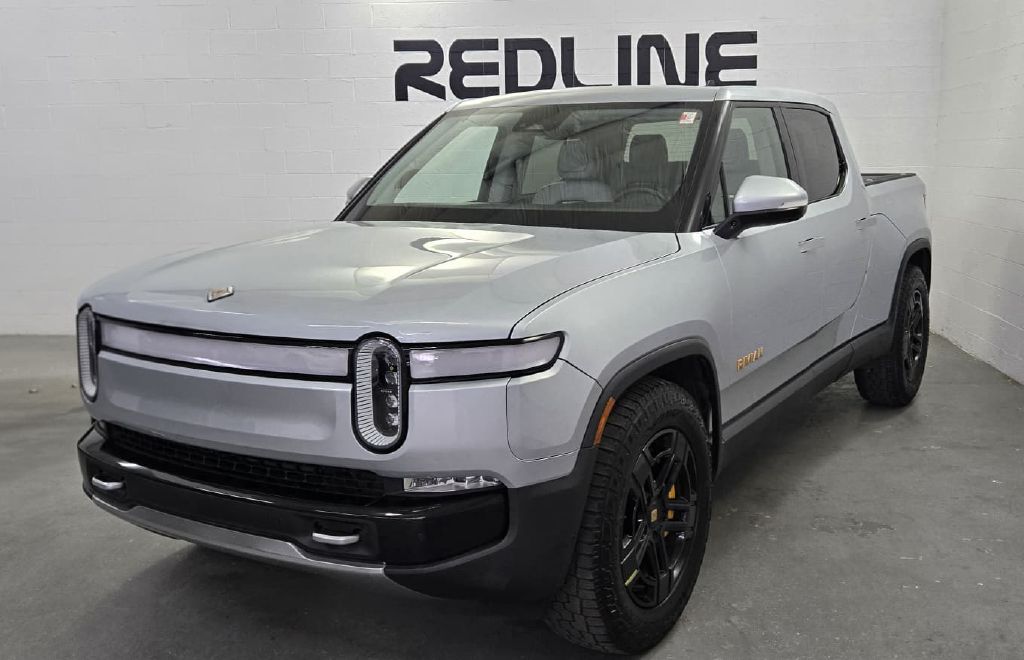 Photo 2 of this RIVIAN R1T